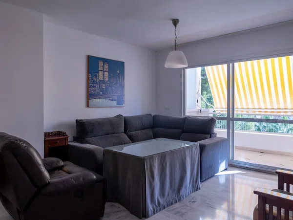 Piso en Calle Arquitecto Alonso Carbonell, 32, Pedregalejo - Morlaco - Foto 5