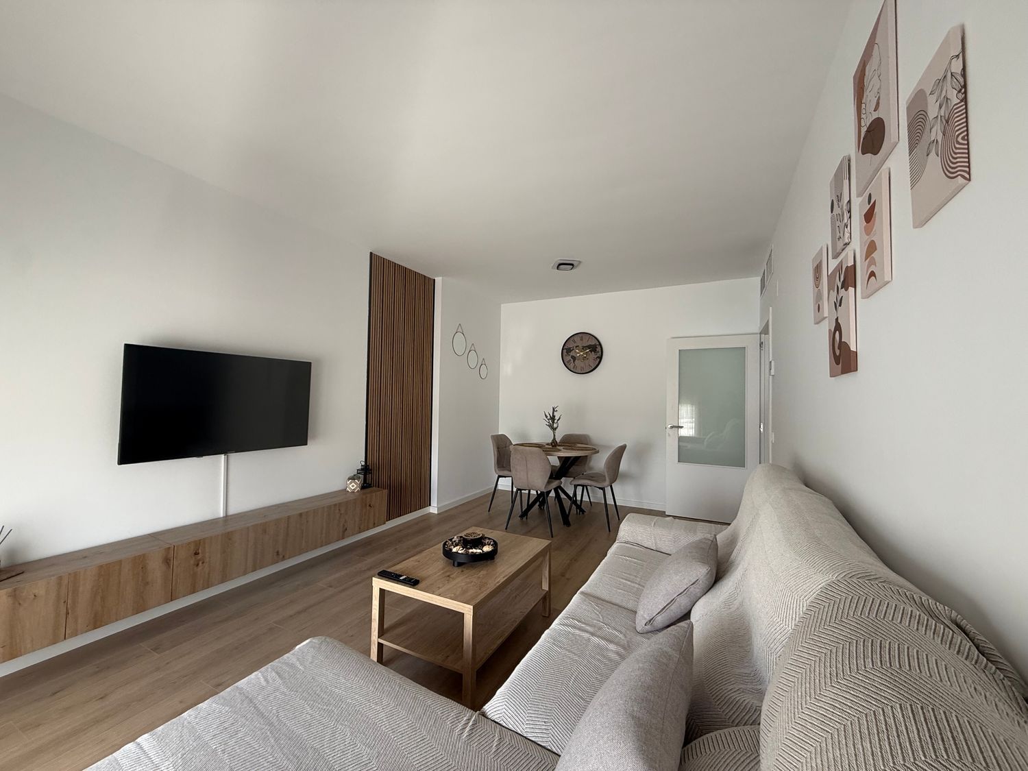 Piso en calle Carlos Benítez Saurel, 7 - Foto 2