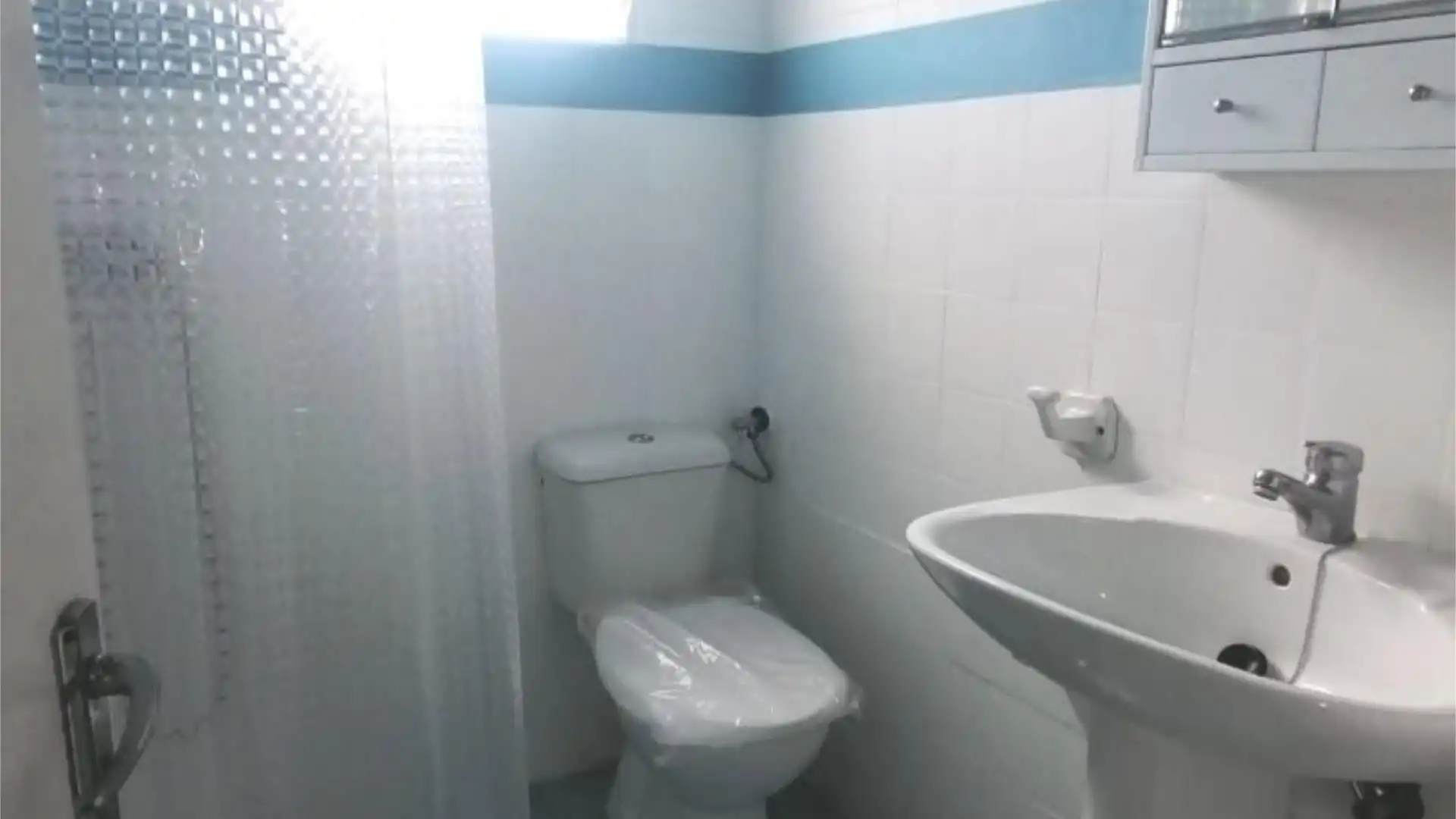 Piso en calle Calle Columbrete 10 - Foto 6