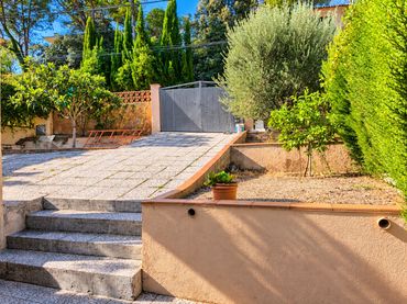 Chalet en  Carrer de les Gardénies 17 - Foto 4