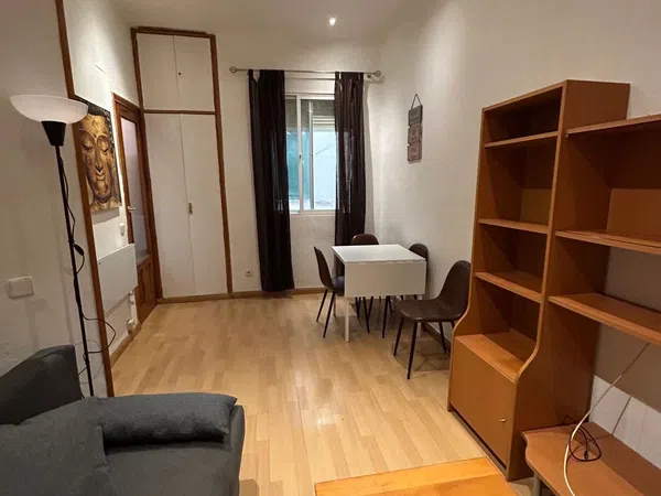 Piso en calle Vargas, 9