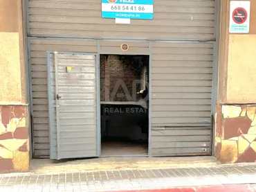 Local comercial en Sabadell - Foto 1