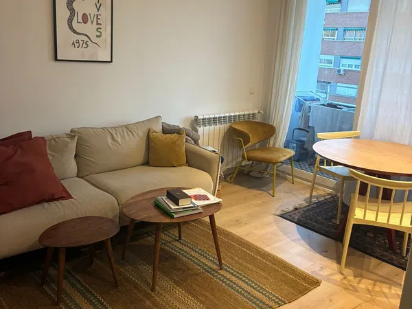 Piso en calle de Aguilón, 7