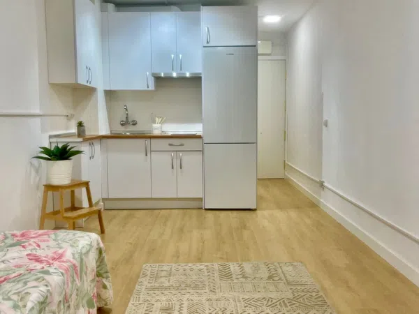 Estudio en calle Miguel de Unamuno, 61