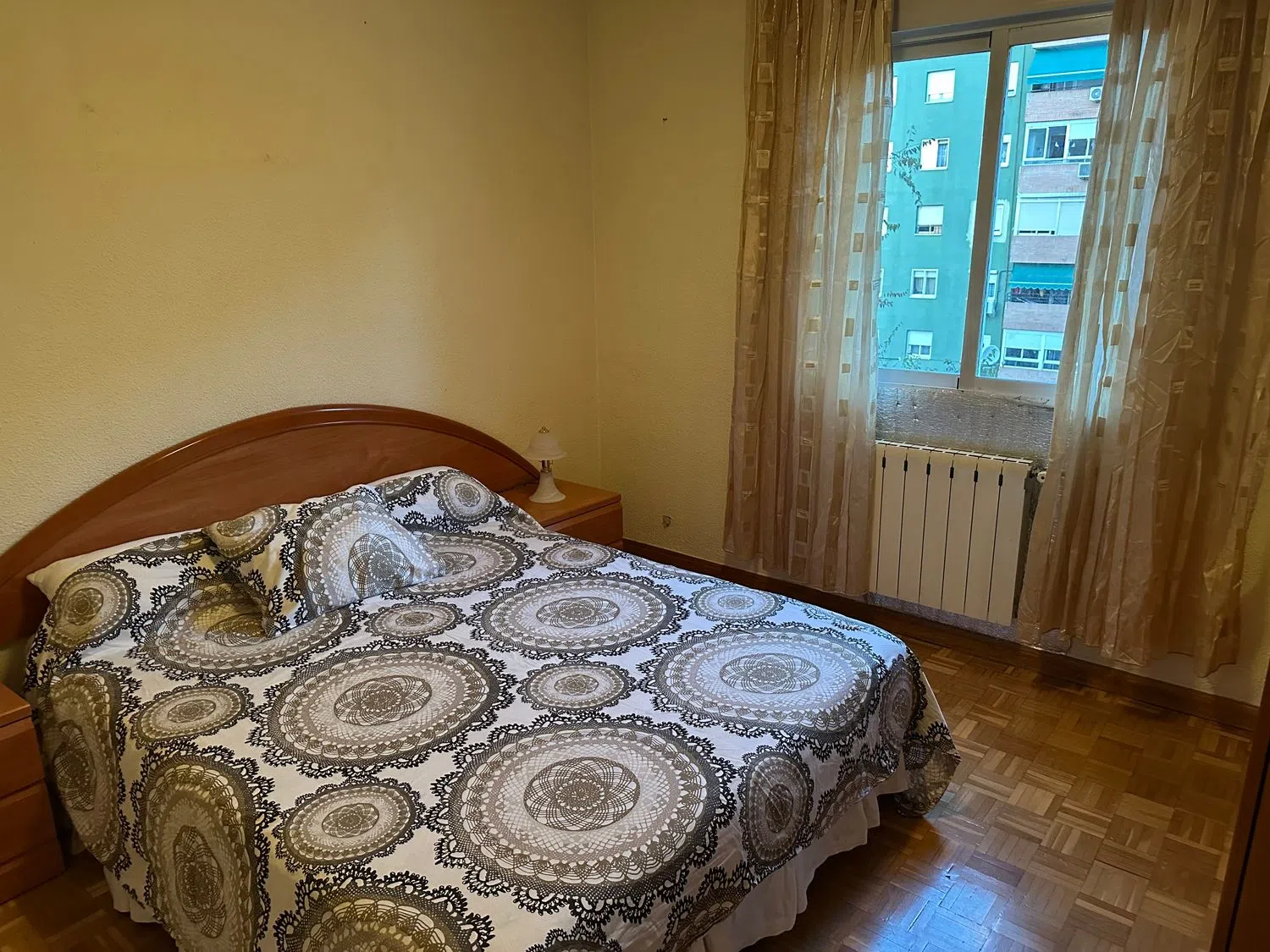 Piso en Reyes Católicos - Foto 7