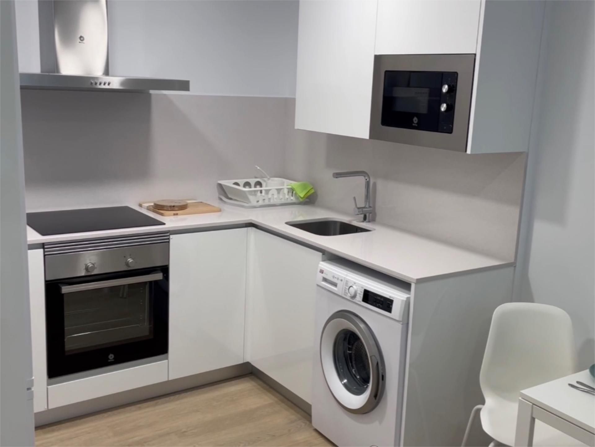 Piso en  Calle Doctor Alfonso Chiscano Díaz 24 - Foto 4