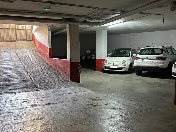 Garaje en Calle San Jacinto s/n, Carrera de la Virgen - Paseo del Salón - Foto 4