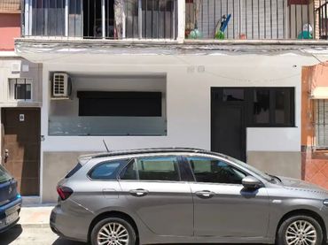 Planta baja en  Calle Virgen de la Concepción 1 - Foto 1