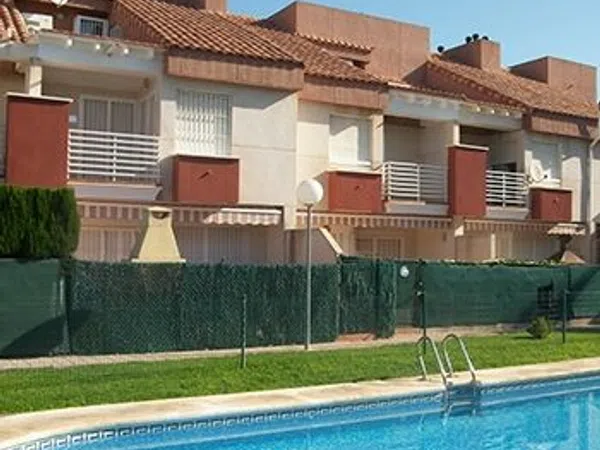 Chalet adosado en Barrio Alicante Golf