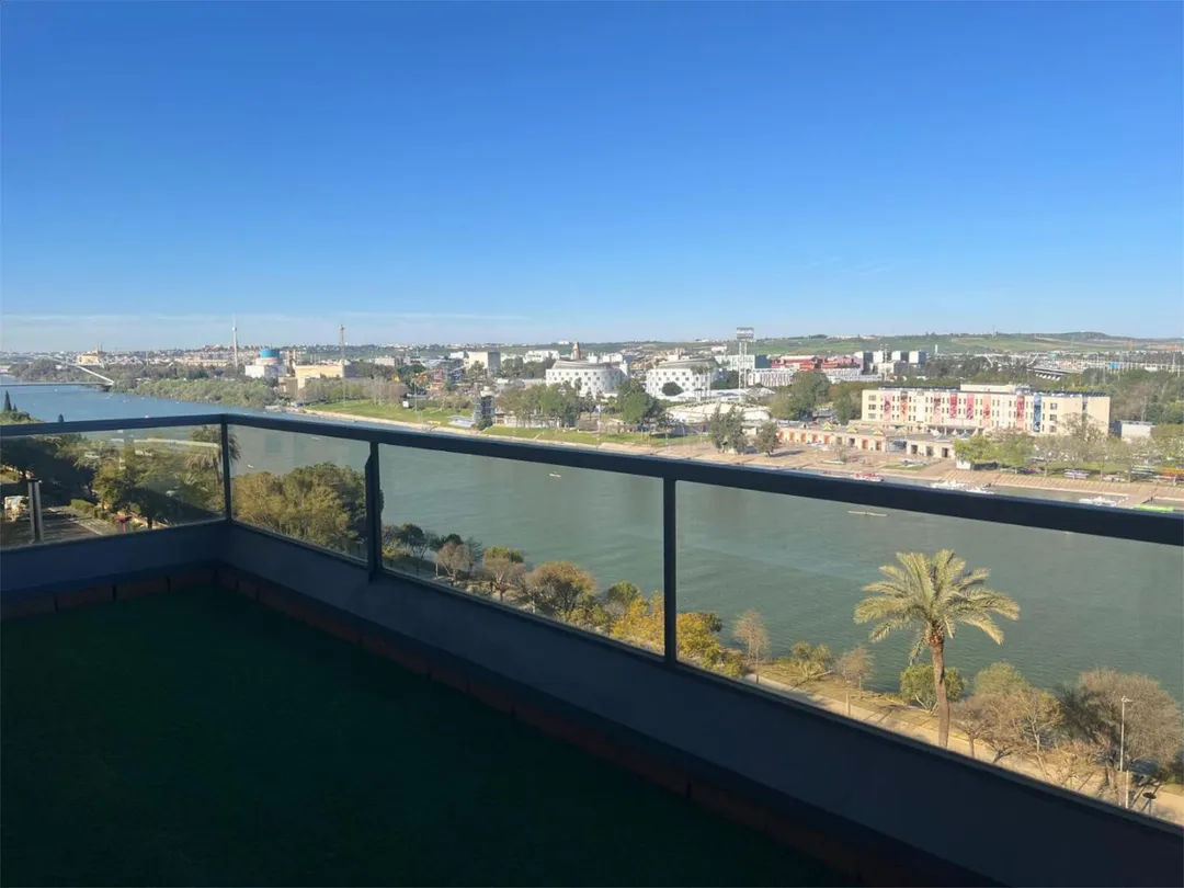 Ático en  Avenida Concejal Alberto Jiménez-Becerril 26 - Foto 12