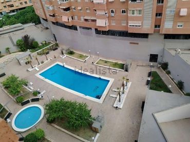 Piso en  Carrer Doctor José Luis de la Vega 2 - Foto 3