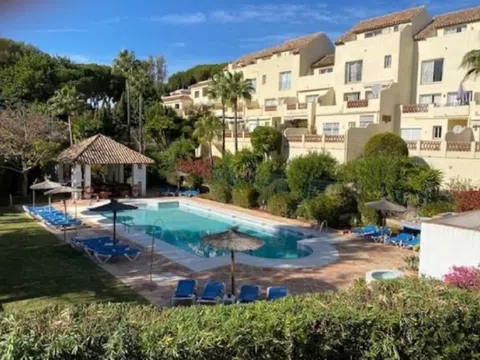 Piso en Urbanización Los Pinos de Aloha, 7 - Foto 13