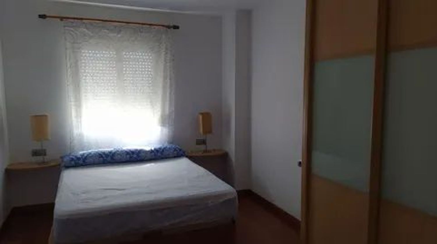Piso en Calle Luis Barahona de Soto, 11, Los Guindos - Parque Mediterráneo - Santa Paula - Foto 9