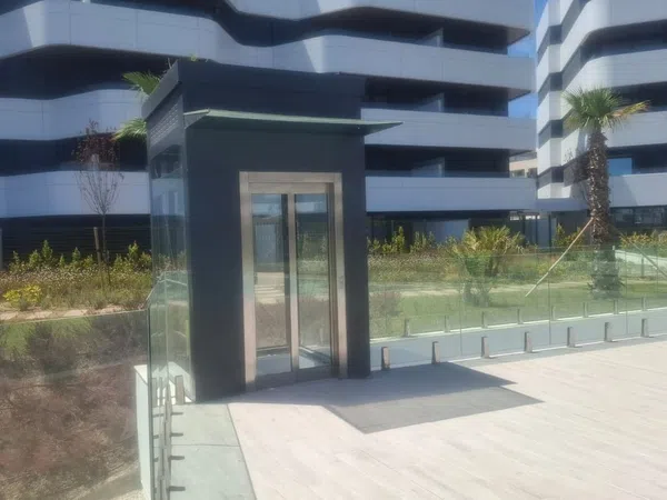 Piso en Avenida Mar de Alborán, 15 - Foto 3