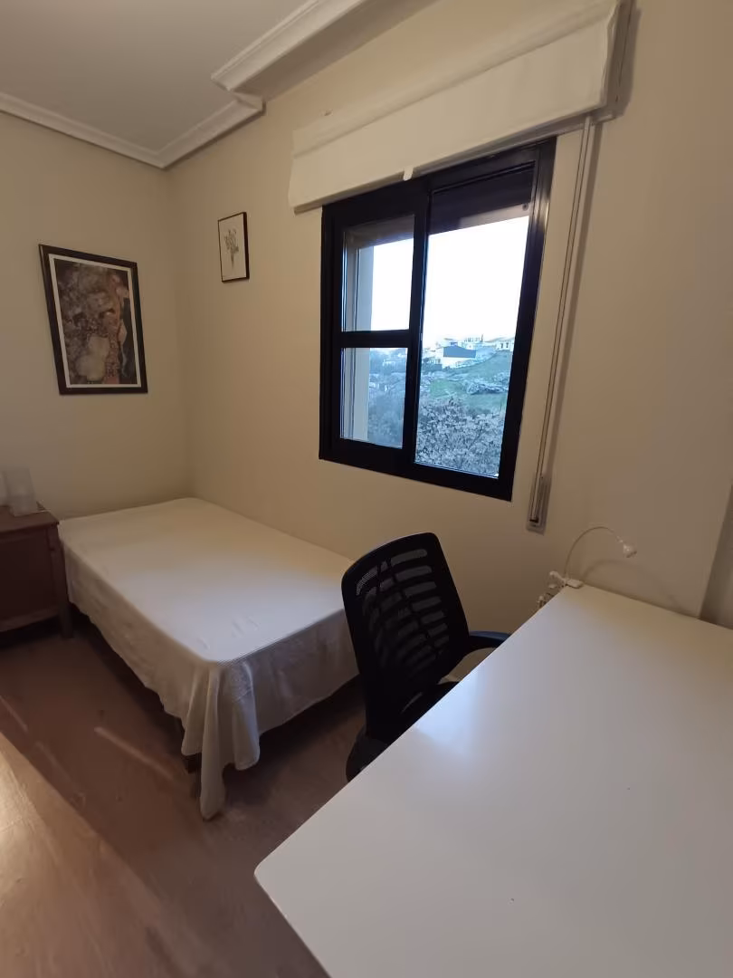 Piso en  Calle Miralrío 9 - Foto 13