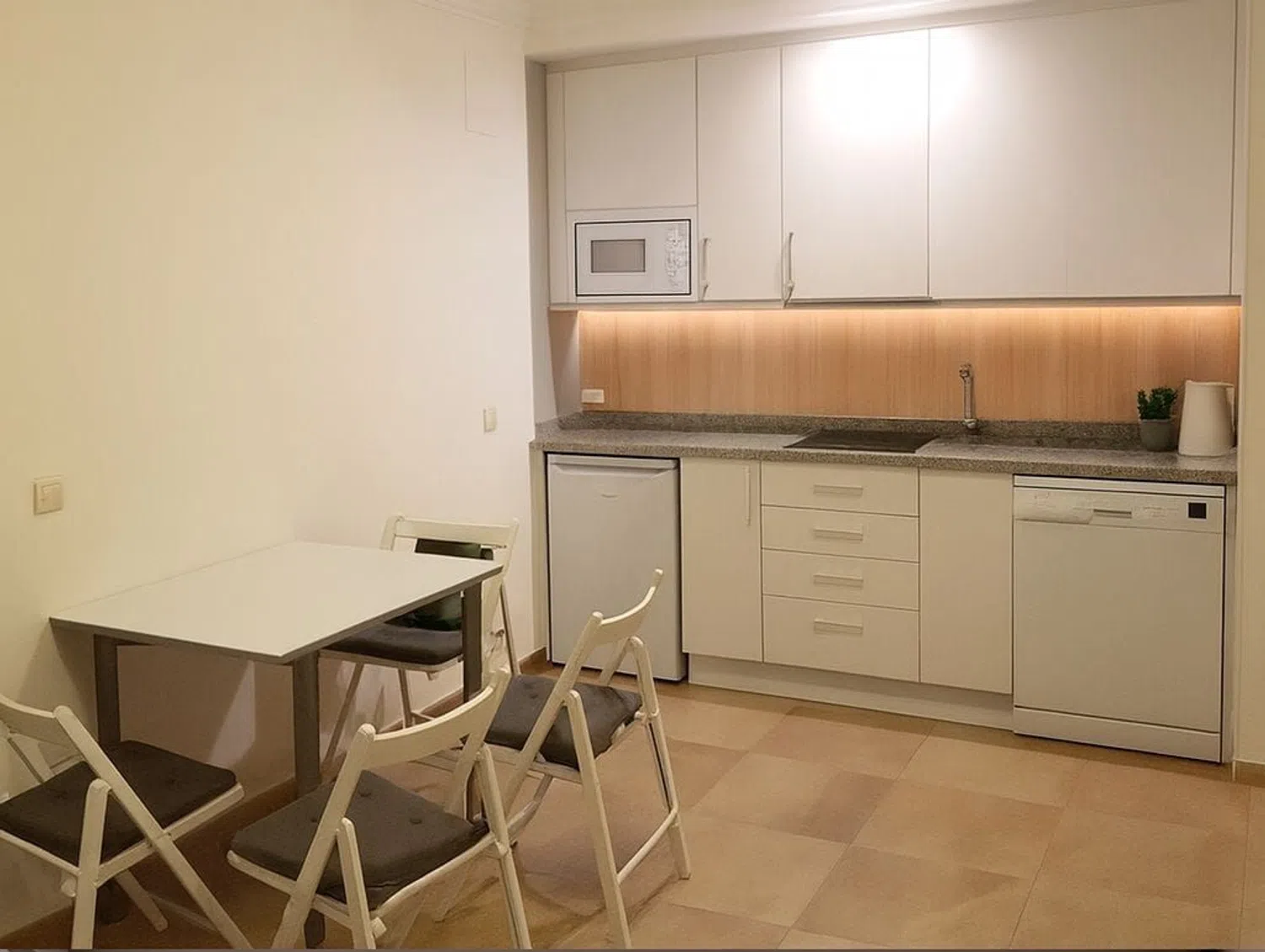 Estudio en calle José Bisso, 21 - Foto 4