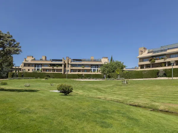 Dúplex en La Finca - Foto 8