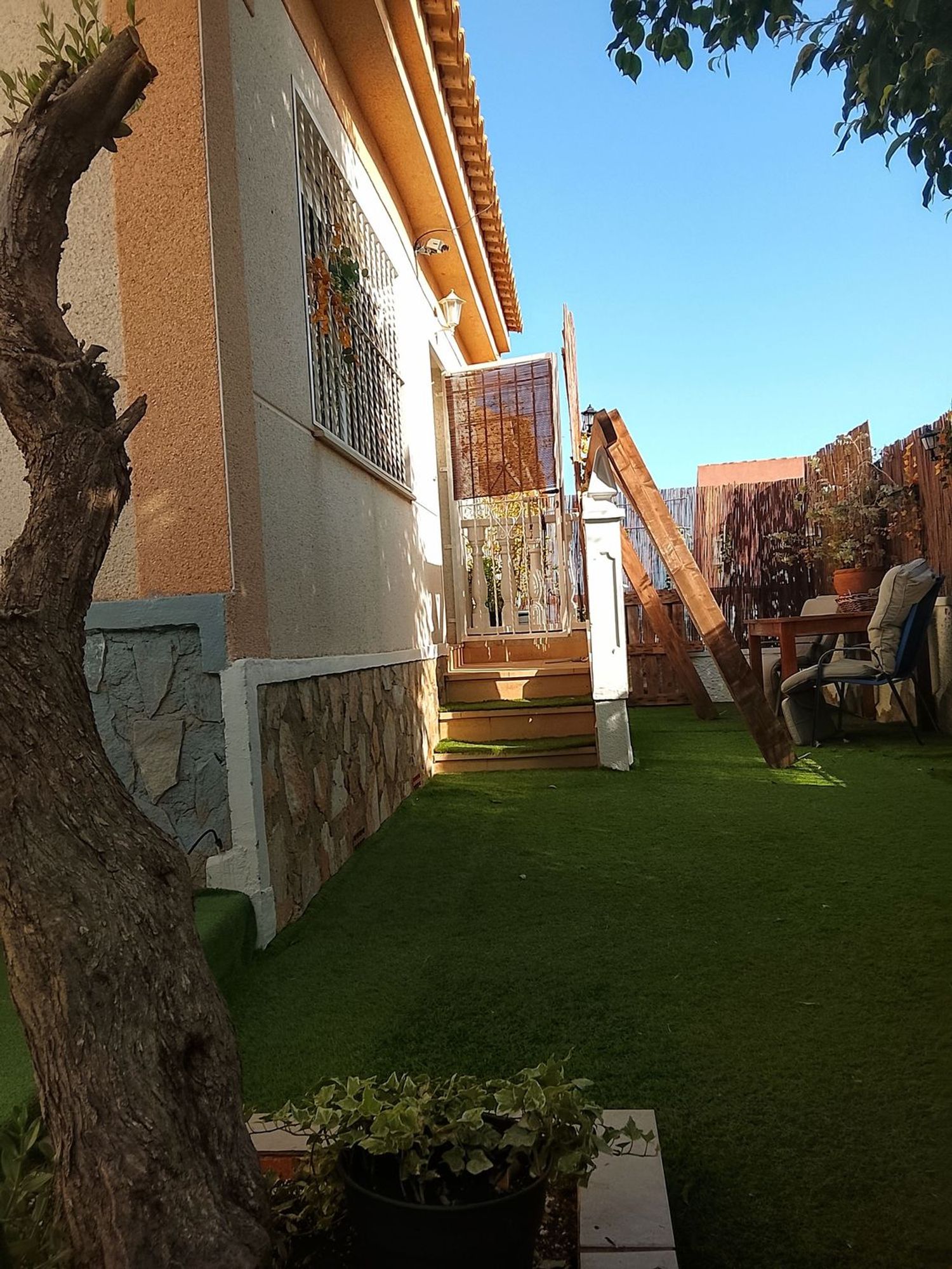 Chalet adosado en Calle Cinabrio, 6, Benimar, Benimar - Foto 3