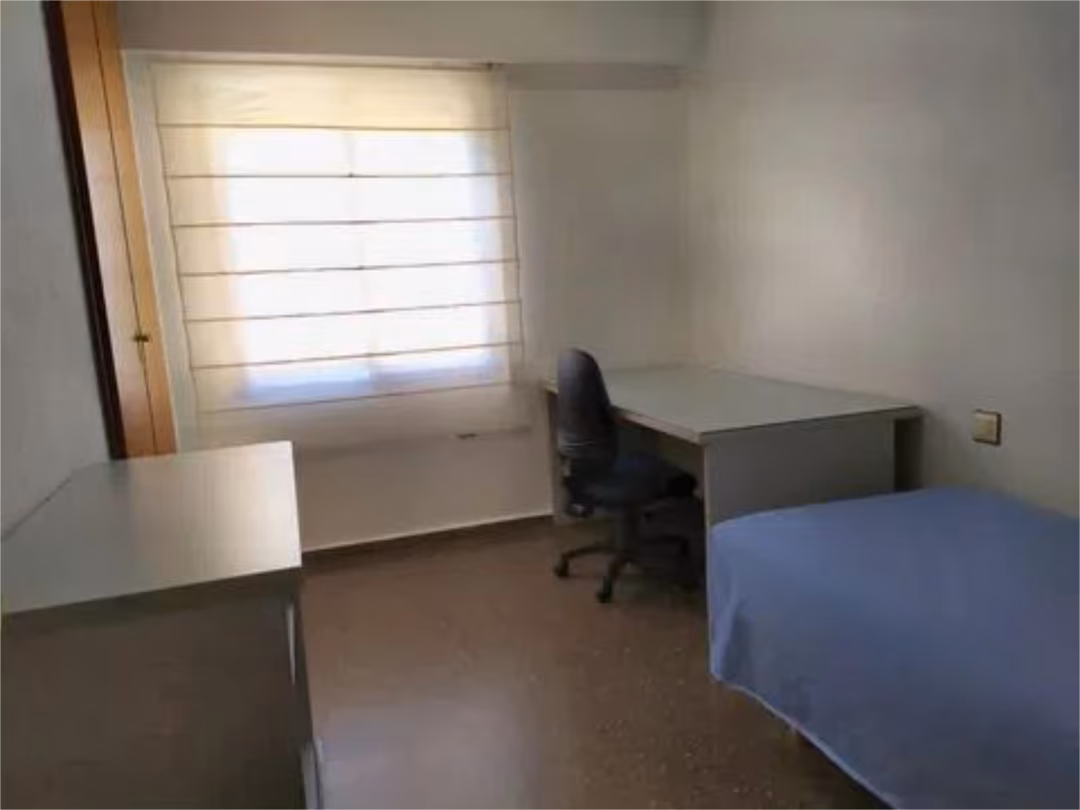 Piso en  Carrer del Clariano 35 - Foto 6