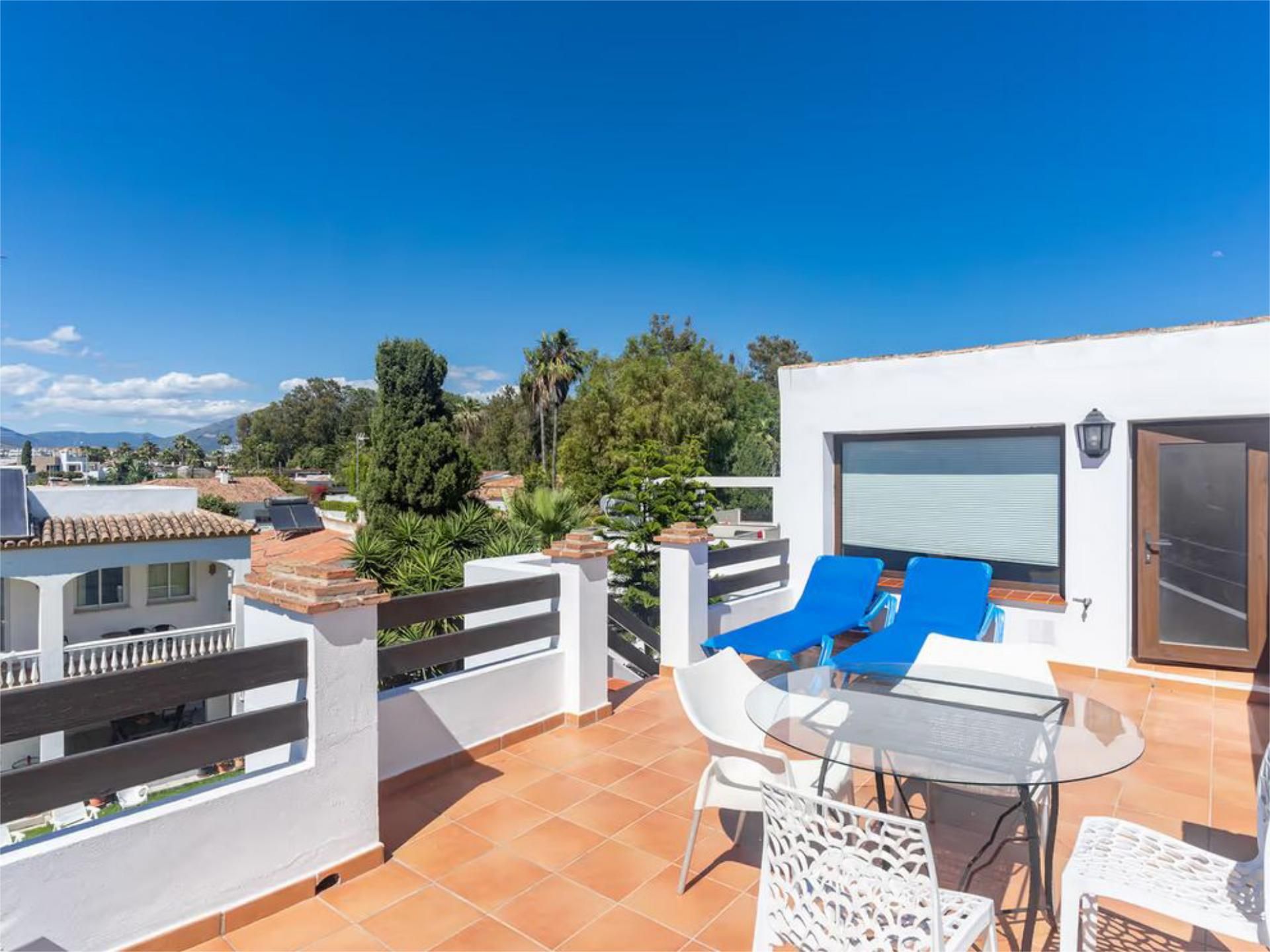 Chalet en  Avenida Carmen Sevilla 11 - Foto 25