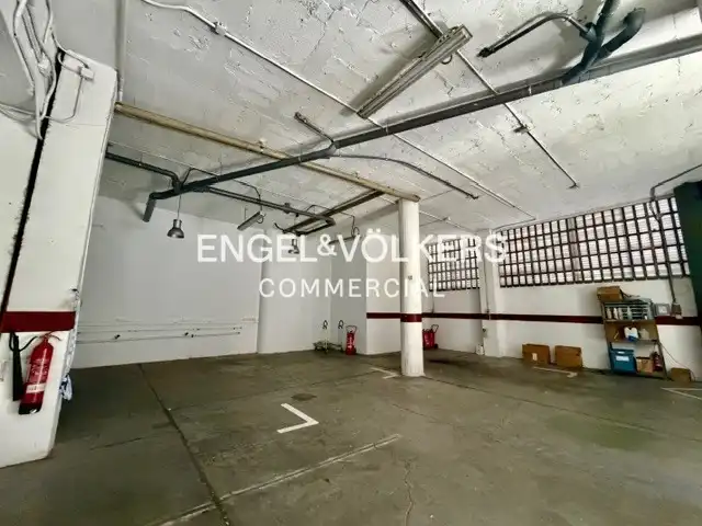 Local comercial en L'Hospitalet de Llobregat - Foto 3