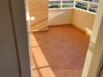 Piso en  Avenida del Editor Ángel Caffarena 29 - Foto 7