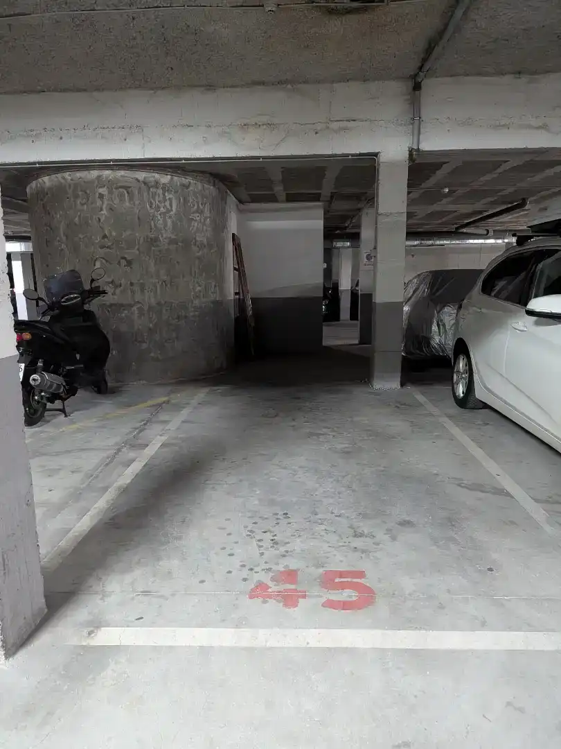 Piso en  Avenida José María de Pereda 10B - Foto 3