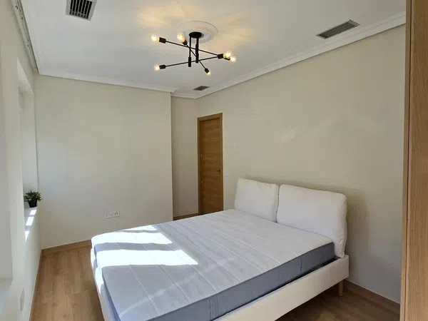 Piso en Calle Victor Chavarri, 5, Salesas-Foncalada-Campoamor - Foto 3