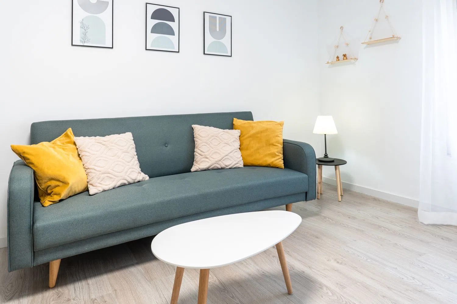 Piso en calle de Rosalía de Castro, 21 - Foto 1