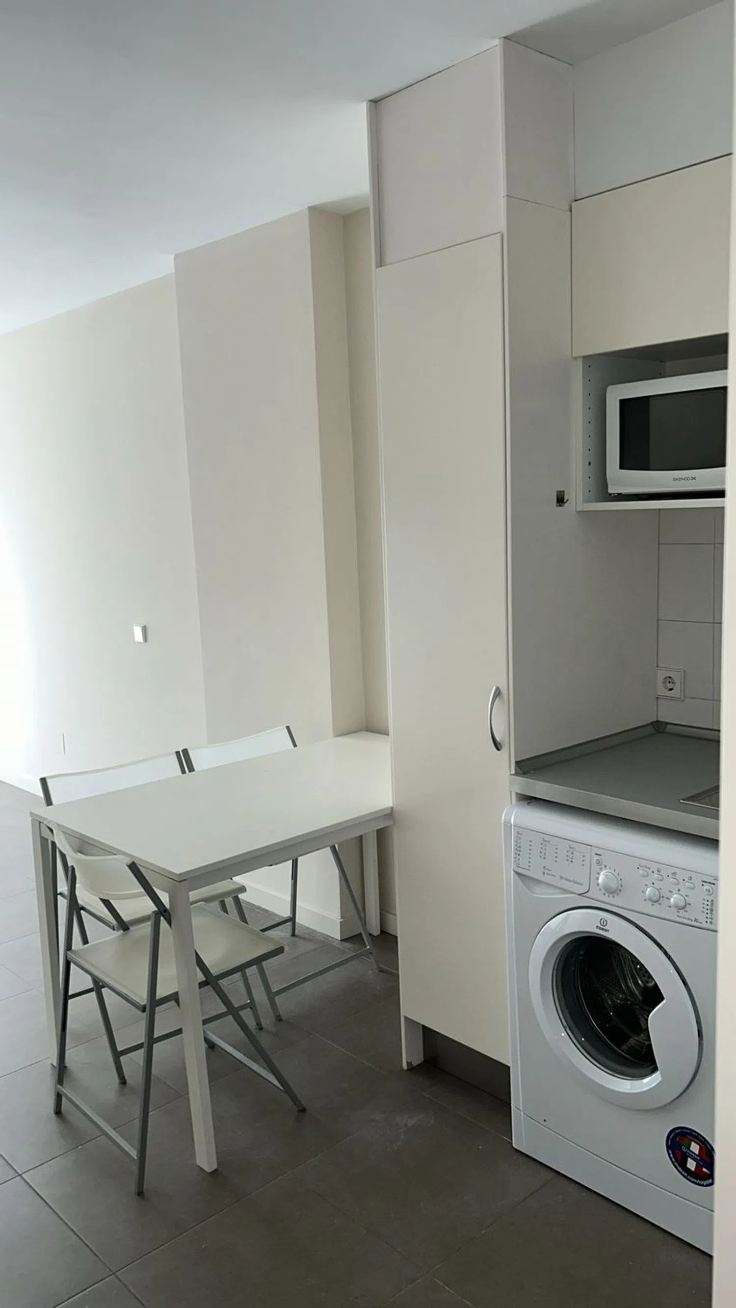 Estudio en calle de Puente la Reina, 39 - Foto 2