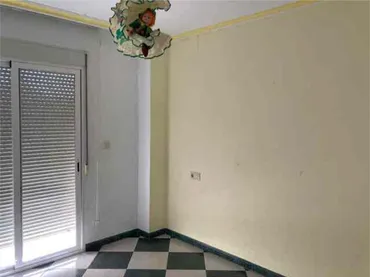 Piso en Alcaudete - Foto 8