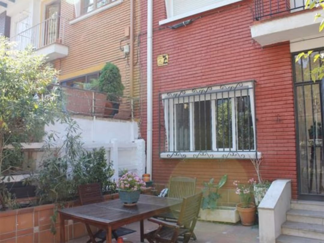 Chalet en  Calle de Manipa 6 - Foto 2