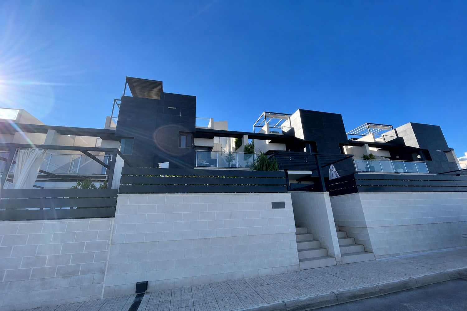 Chalet adosado en Calle Nuez Moscada, 35 -28, Villamartín - Foto 2