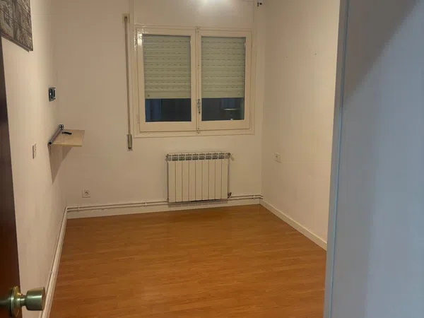 Piso en Calle de Sant Paulí de Nola, 8, La Bordeta, La Bordeta - Foto 2