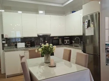 Piso en  Avenida de Menéndez Pelayo 33 - Foto 3