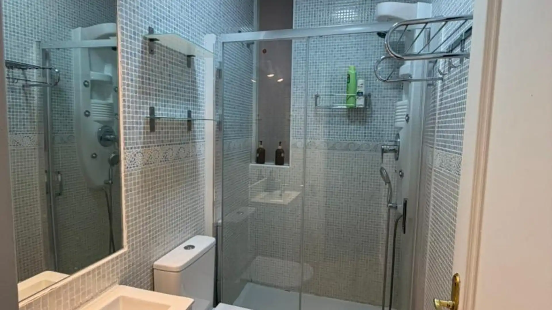 Piso en  Calle de las Tres Cruces 10 - Foto 7