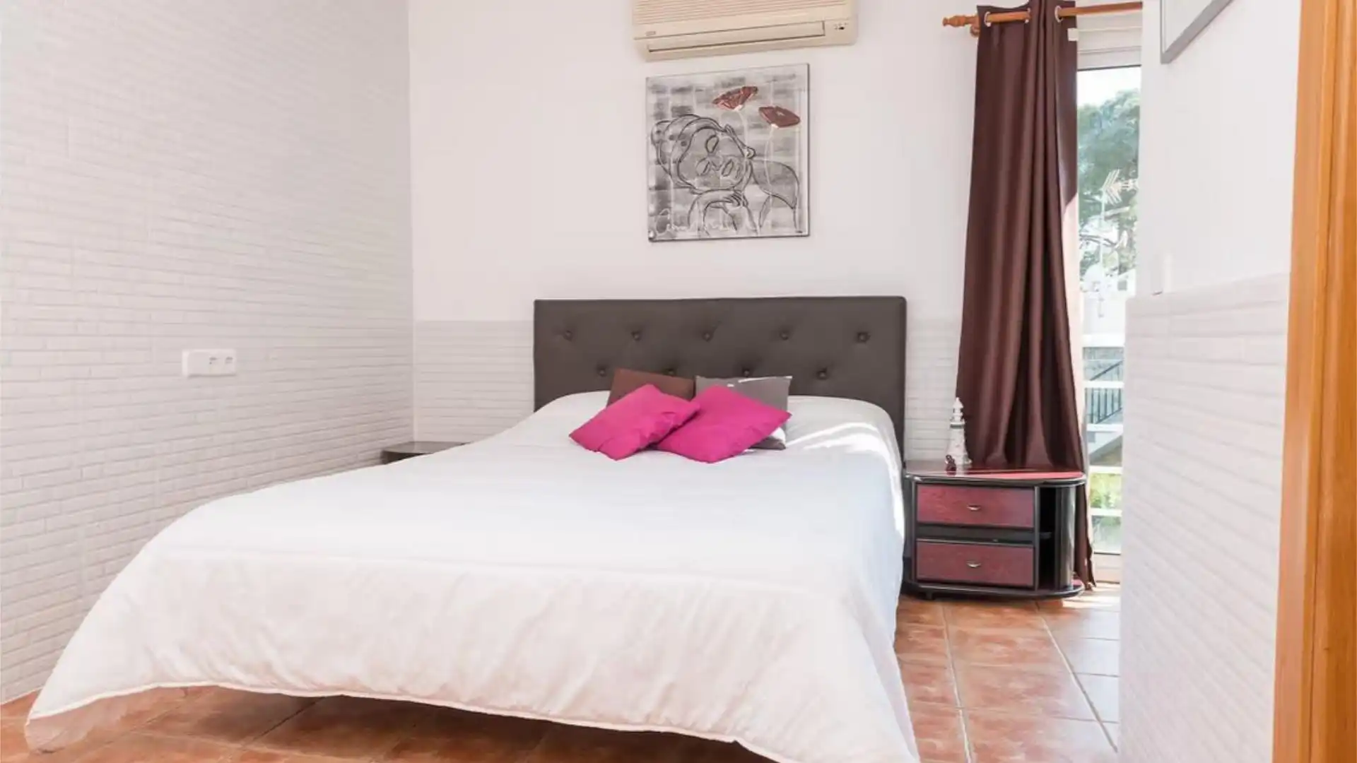 Casa adosada en  Camí d'Alcanada 8 - Foto 10