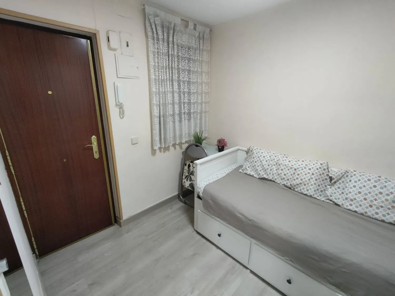 Estudio en calle del Salitre, 54 - Foto 1