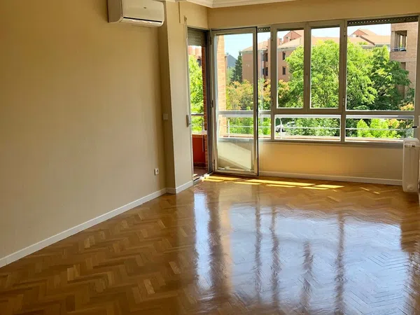 Piso en avenida de Pablo VI, 9