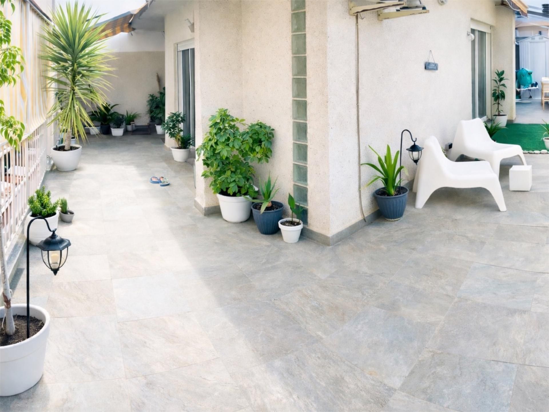 Piso en  Carrer Benitachell 3 - Foto 2