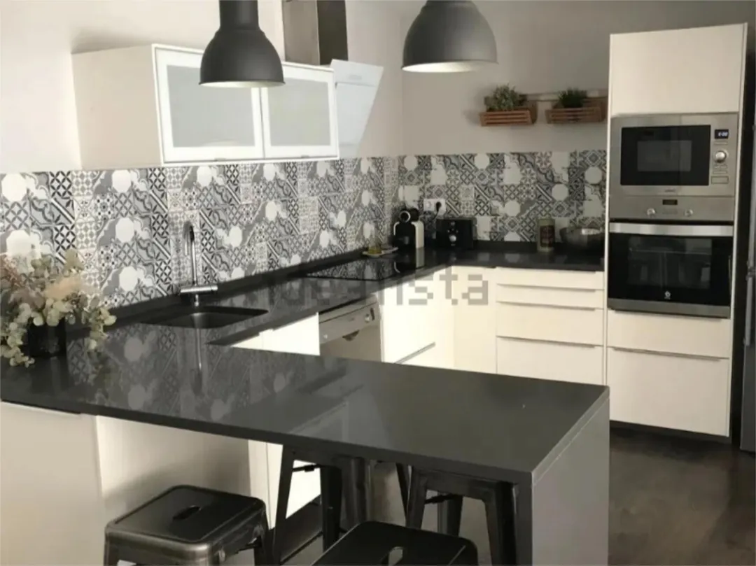 Piso en  Plaça de la Constitució 8 - Foto 4