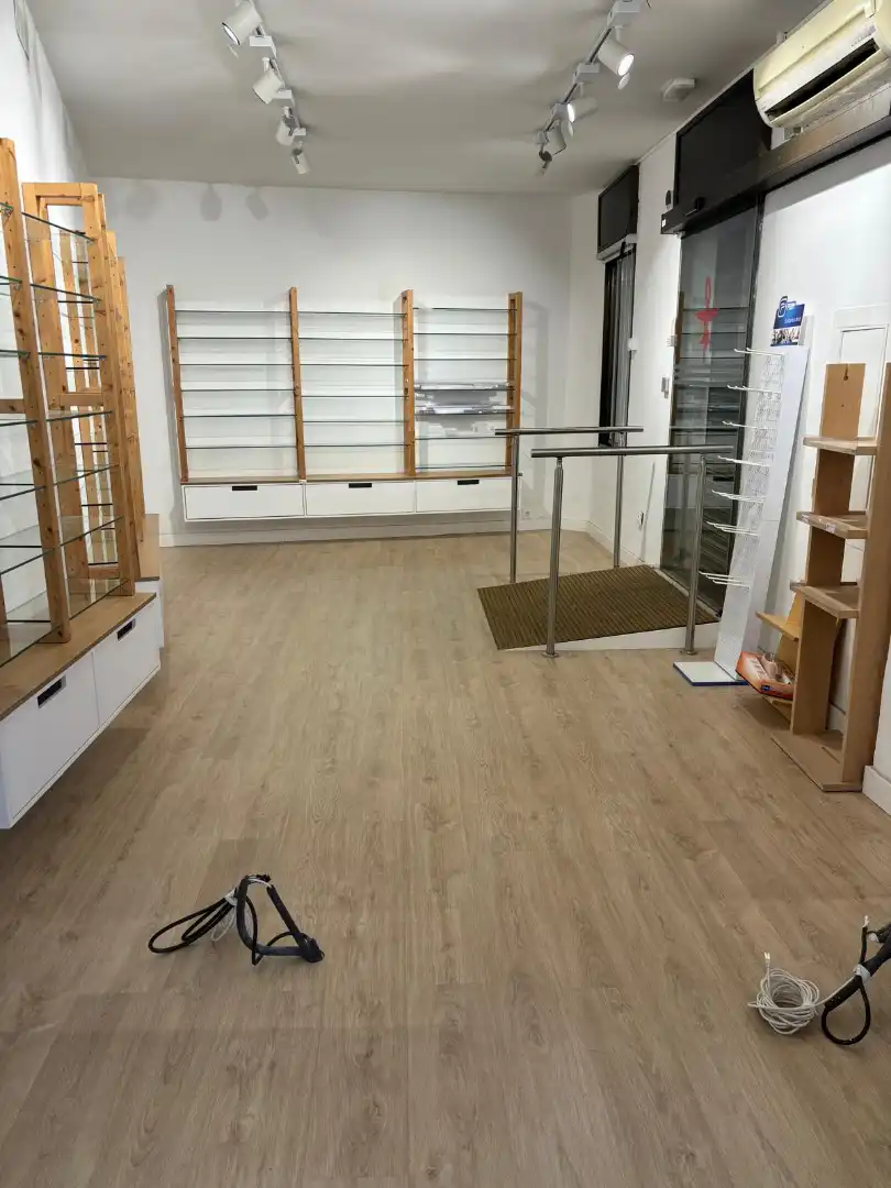 Local comercial en  Carrer de Ripoll 2 - Foto 5