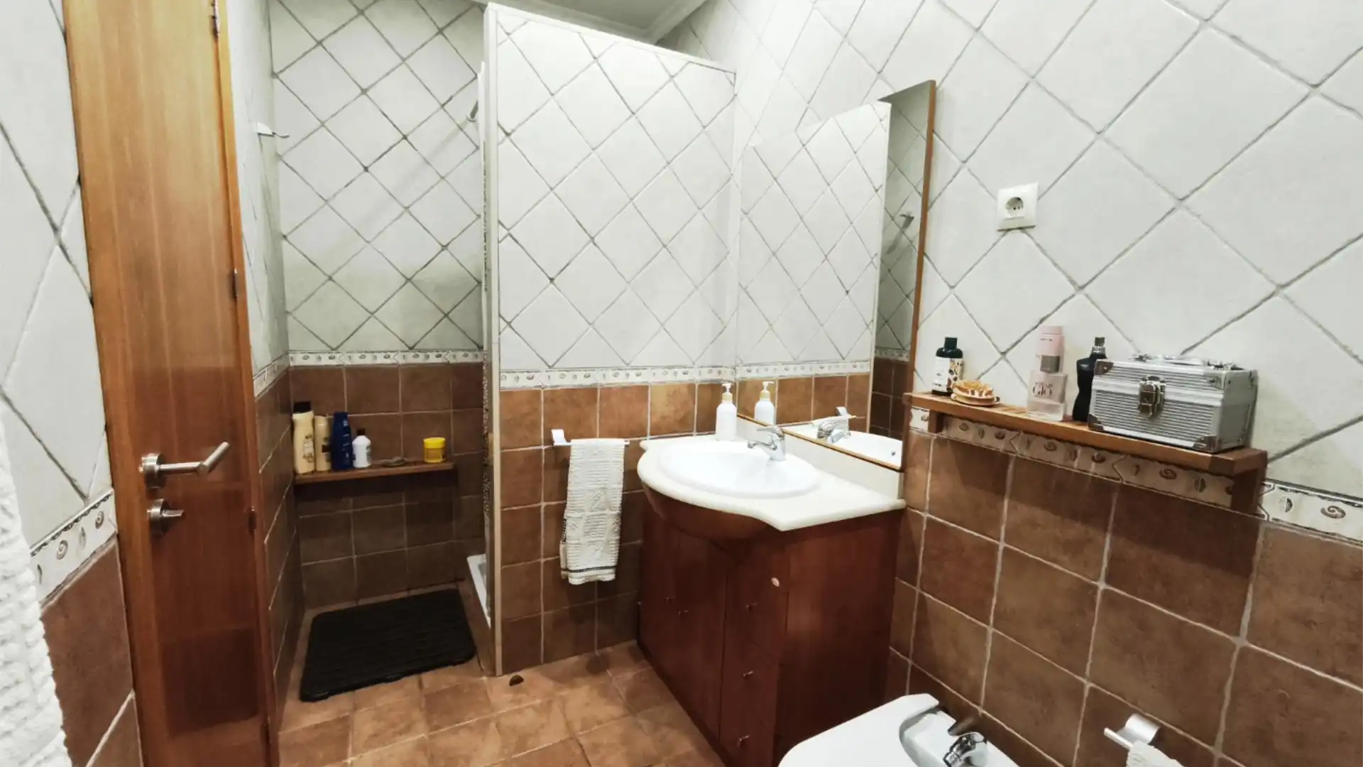 Casa adosada en  Carrer de Rector de Vallfogona 51 - Foto 22