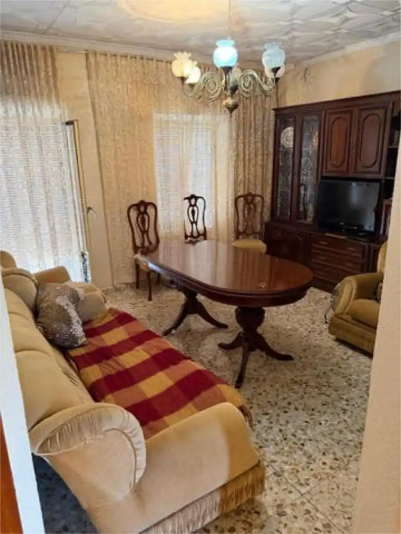 Chalet en Zona Calvario - Foto 2