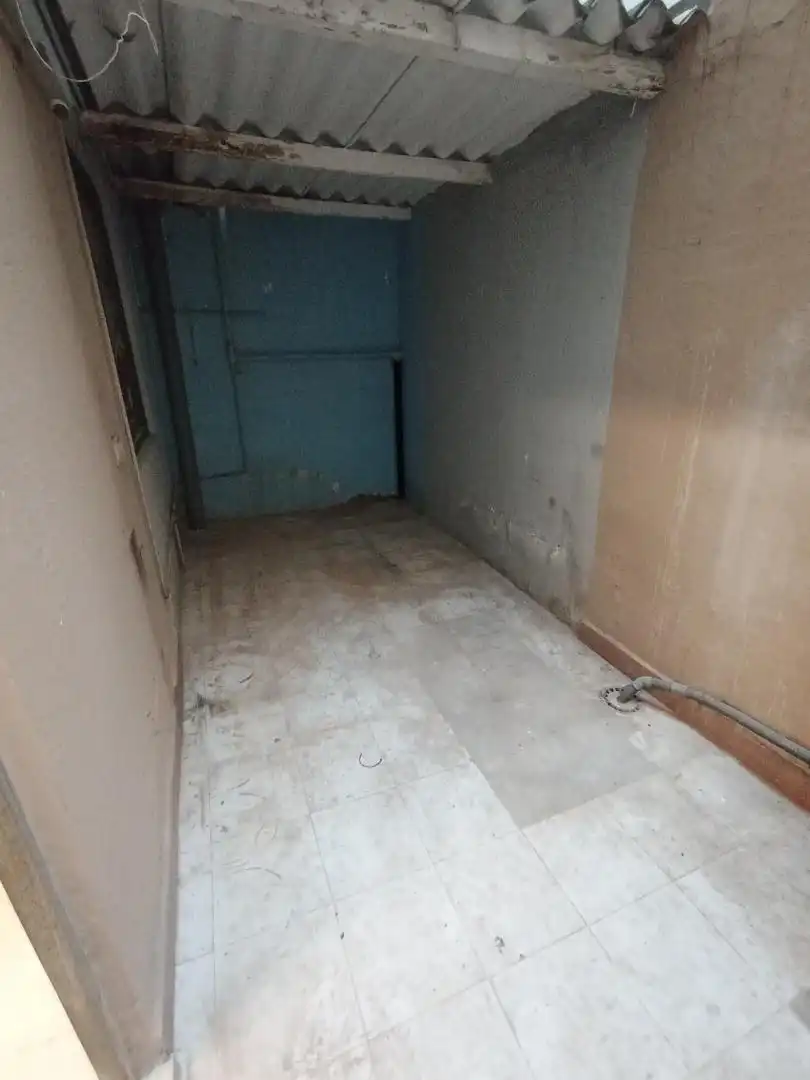 Planta baja en  Carrer de Calderón de la Barca 3 - Foto 2