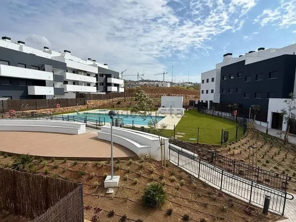 Piso en Avenida Rocio Jurado, 18, Puertosol - Santa Isabel - Foto 1