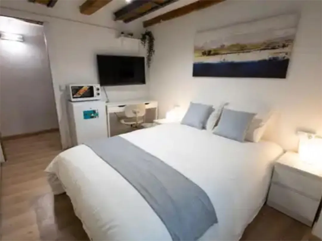 Piso en  Carrer de Sant Pere Més Baix 28 - Foto 11