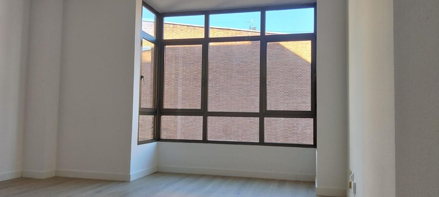 Estudio en Calle Azucenas, 2, Valdeacederas - Foto 2