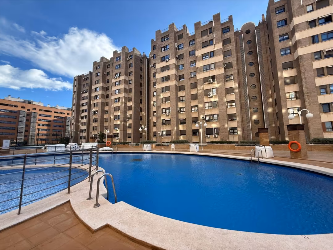 Piso en  Carrer de Santa Genoveva Torres 30 - Foto 10