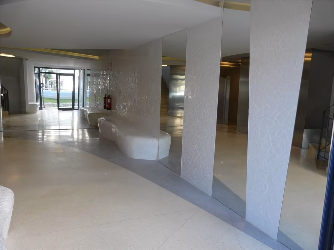 Piso en  Avenida Artista Remigio Soler López 9 - Foto 29